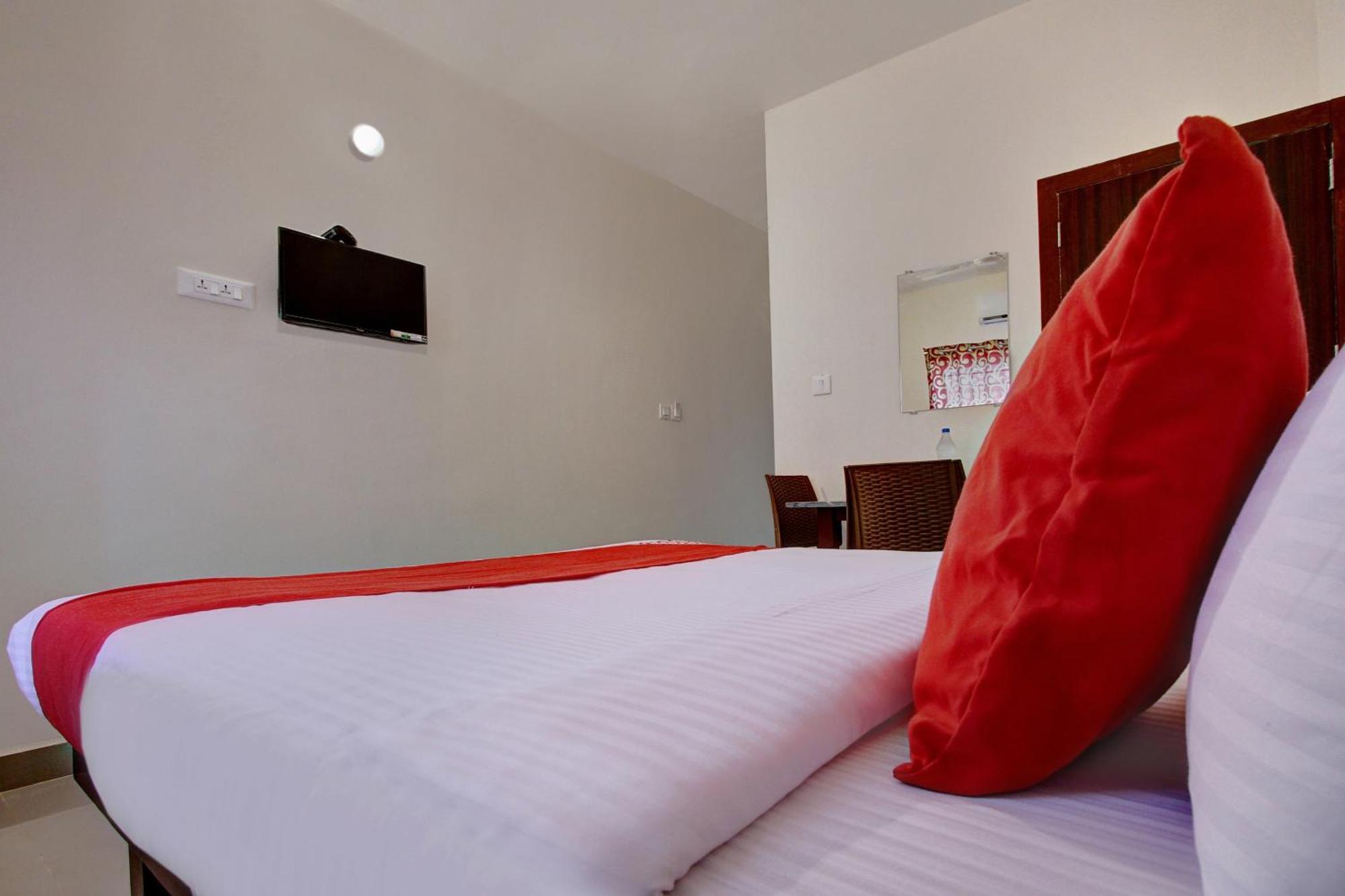 Hotel O Century Park Kāsaragod Eksteriør bilde